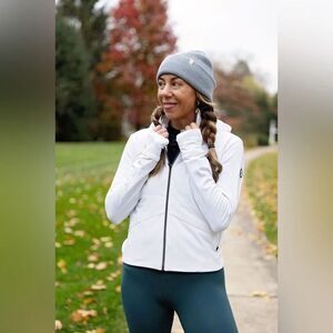 New Vuori Chilled Out Full Zip Insulated  Hooded Jacket - XS - White #VW550